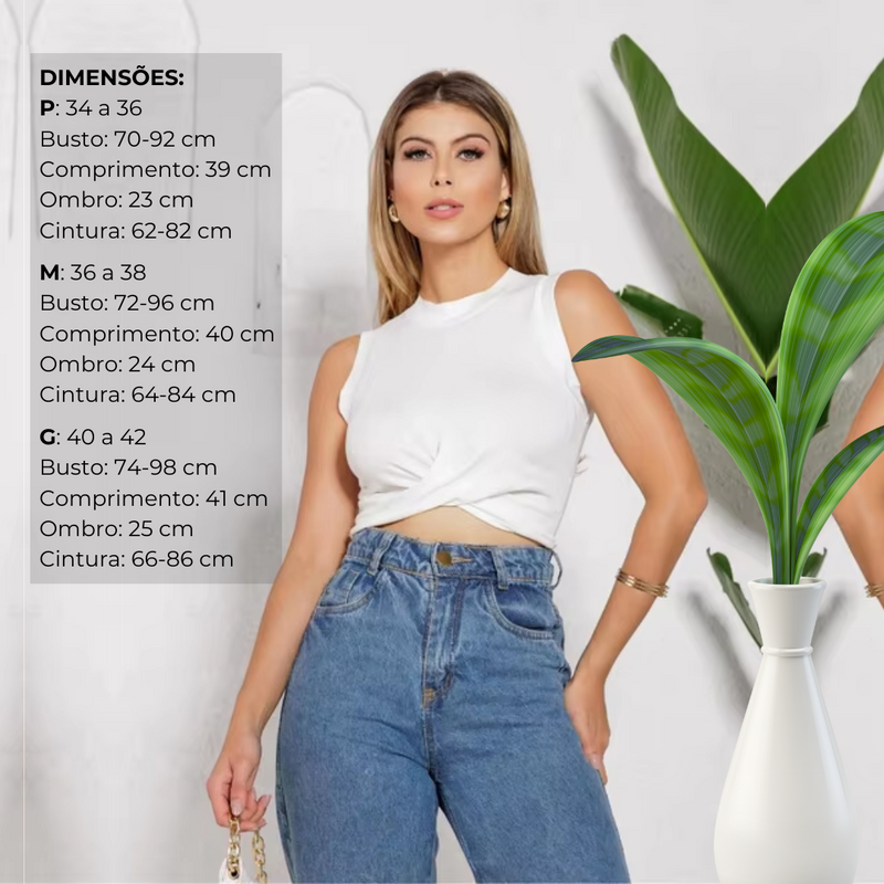 Cropped Regata com Torção Frontal