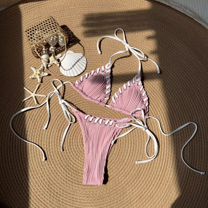 Biquini de Alto Padrão Moda Verão 2025