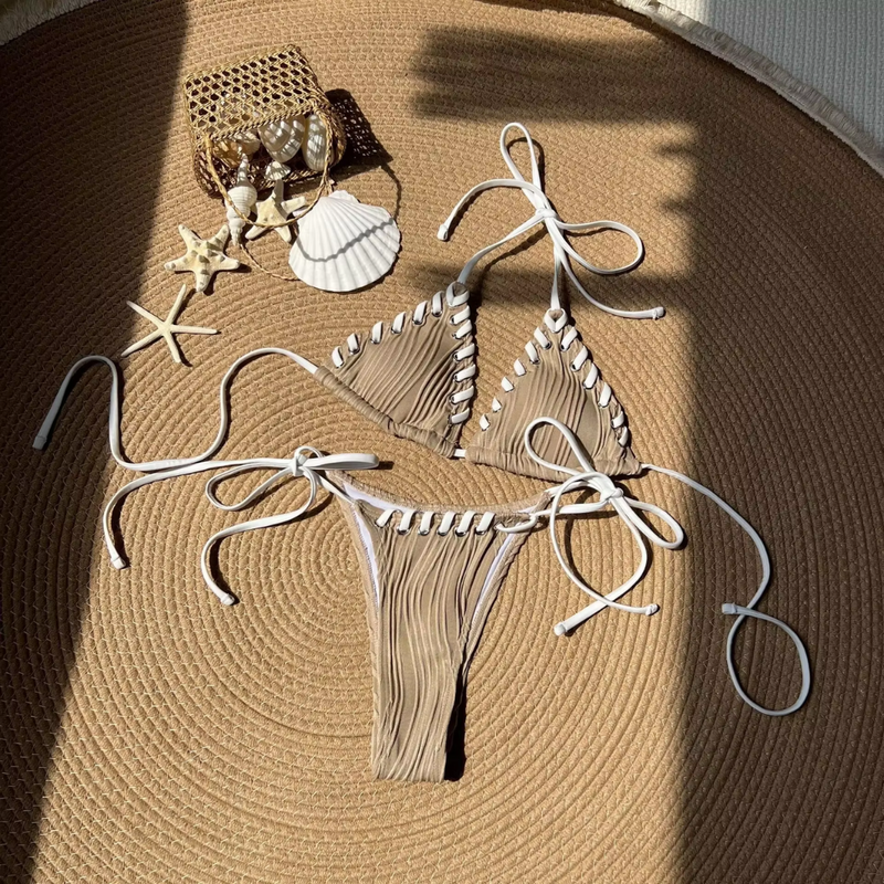 Biquini de Alto Padrão Moda Verão 2025