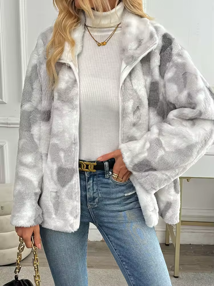 Casaco Feminino Plush Boreal, em Lã de Cordeiro