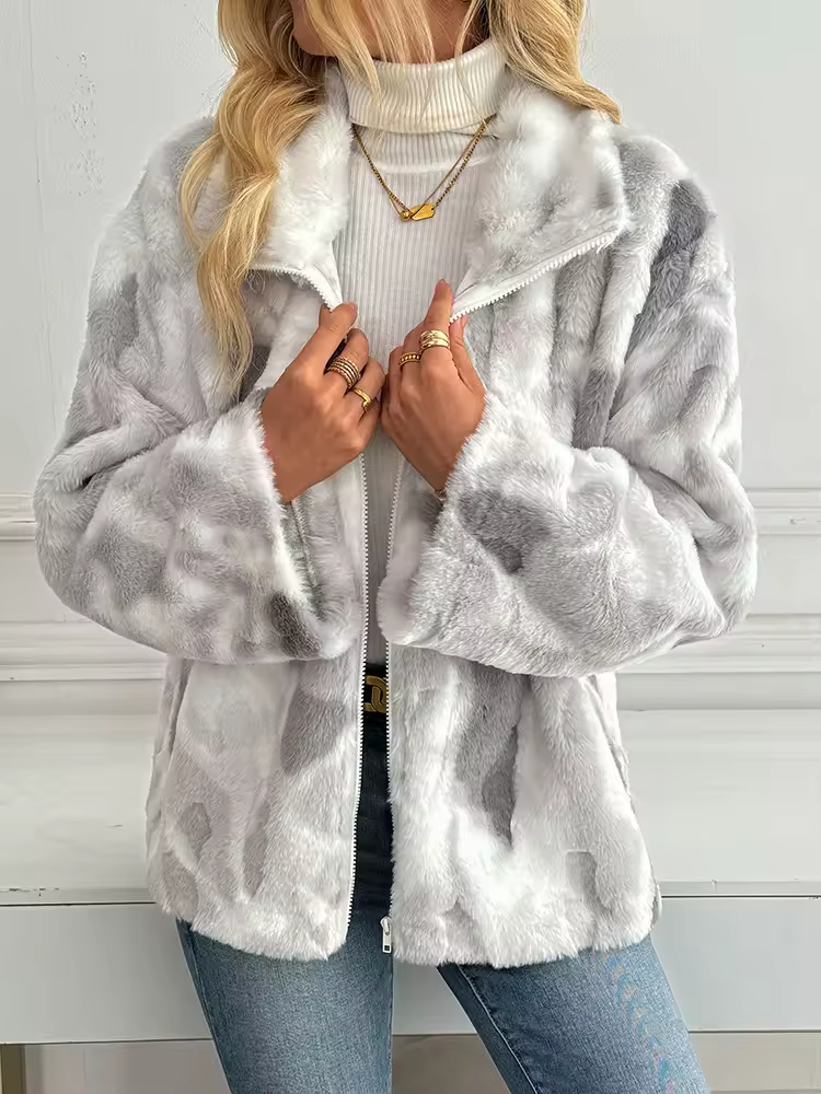 Casaco Feminino Plush Boreal, em Lã de Cordeiro