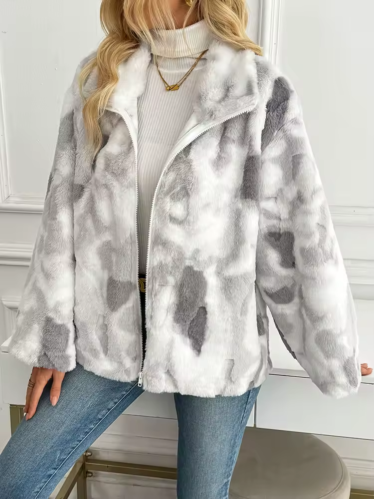 Casaco Feminino Plush Boreal, em Lã de Cordeiro