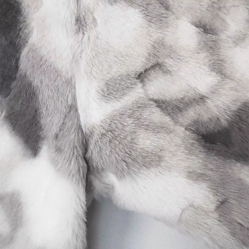 Casaco Feminino Plush Boreal, em Lã de Cordeiro