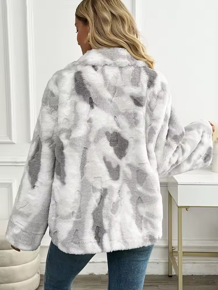 Casaco Feminino Plush Boreal, em Lã de Cordeiro